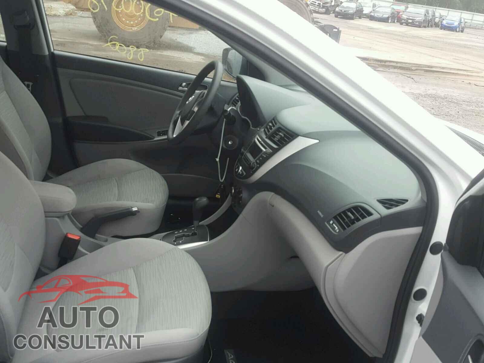 HYUNDAI ACCENT 2017 - KMHCT4AE0HU379622