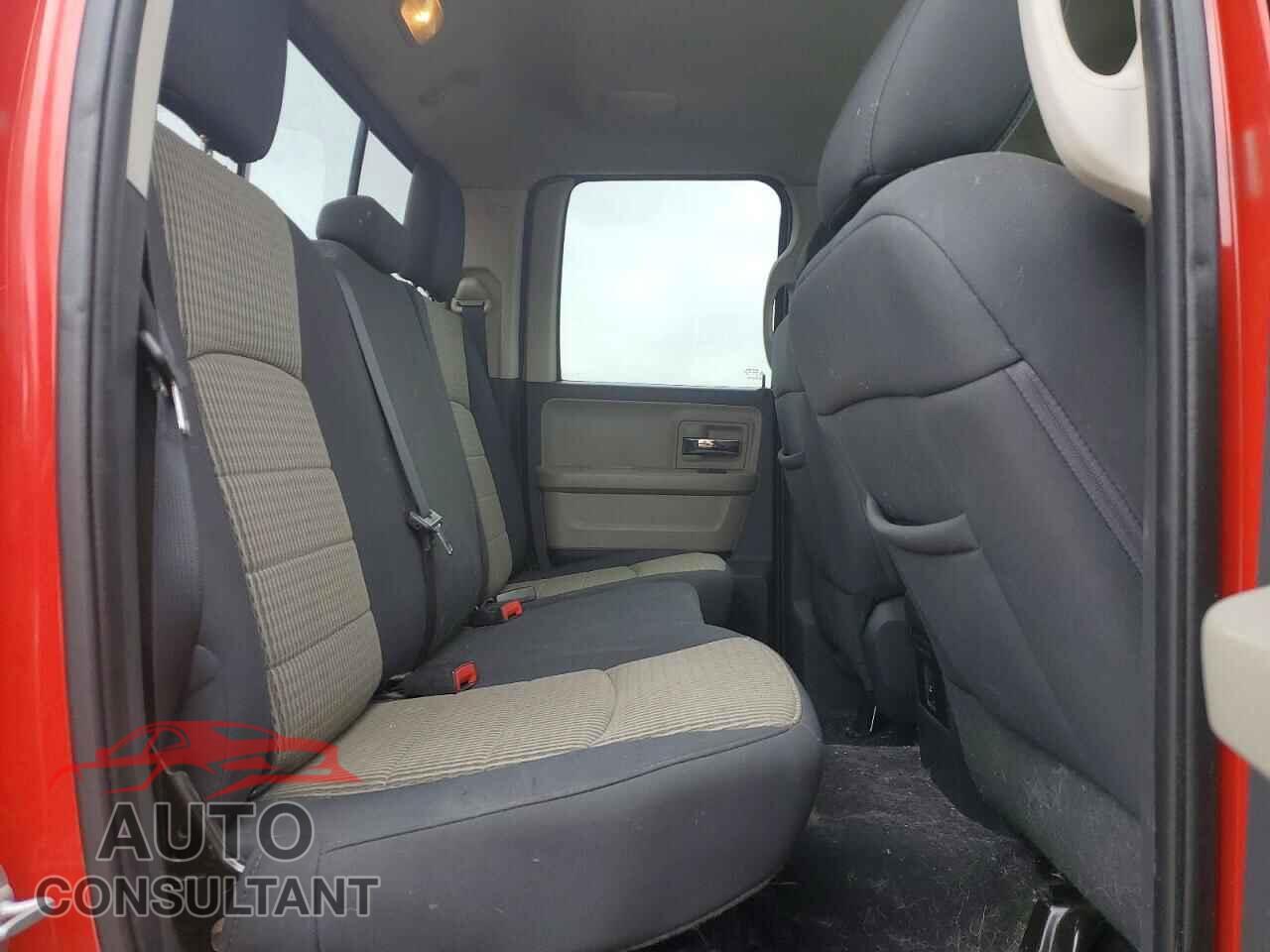 DODGE RAM 1500 2012 - 1C6RD7GT4CS242195