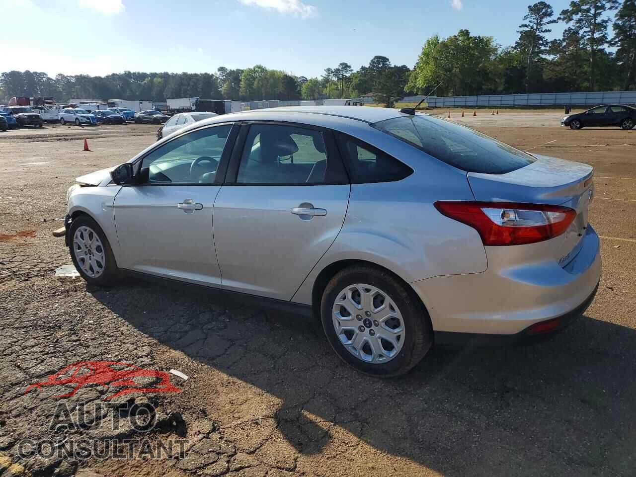 FORD FOCUS 2012 - 1FAHP3F24CL415100