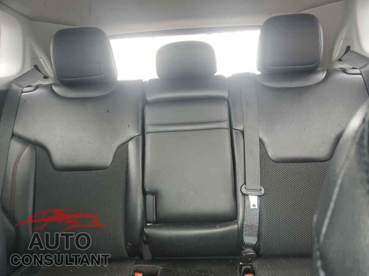 JEEP COMPASS 2018 - 3C4NJDDB8JT451297