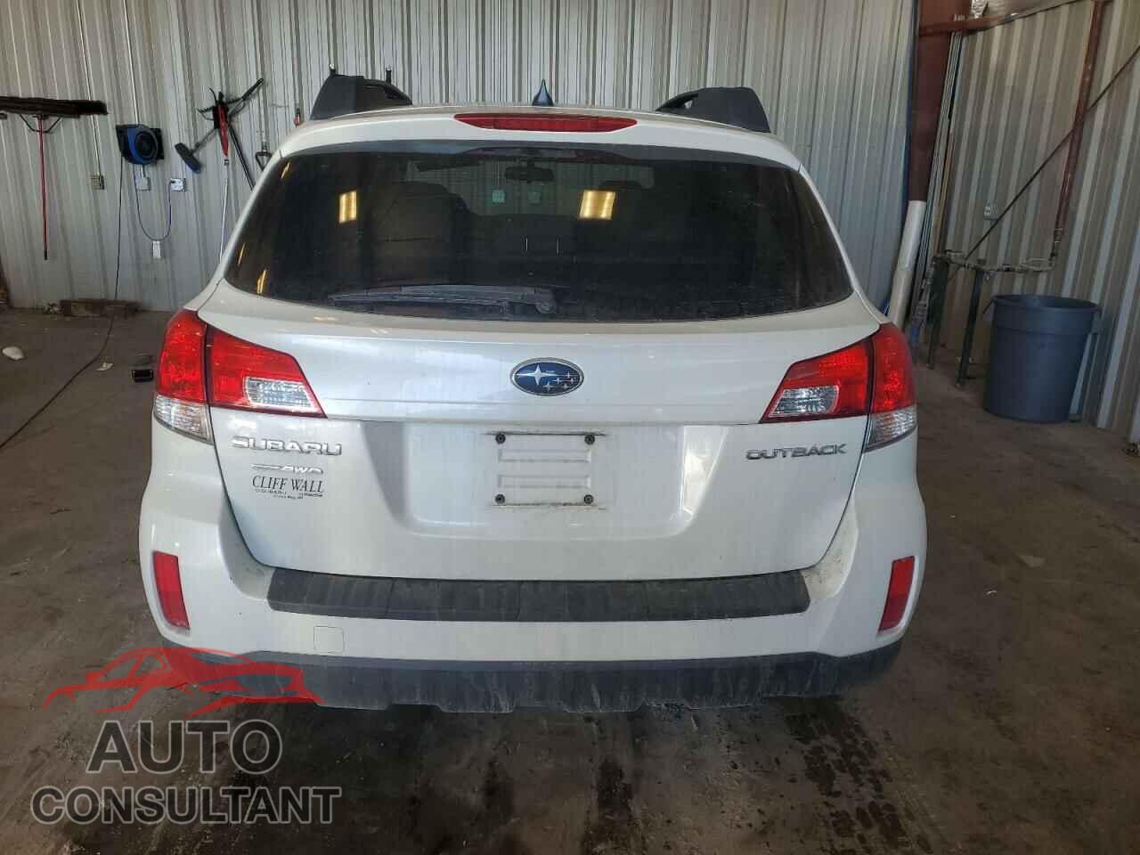 SUBARU OUTBACK 2014 - 4S4BRCCC7E3311075