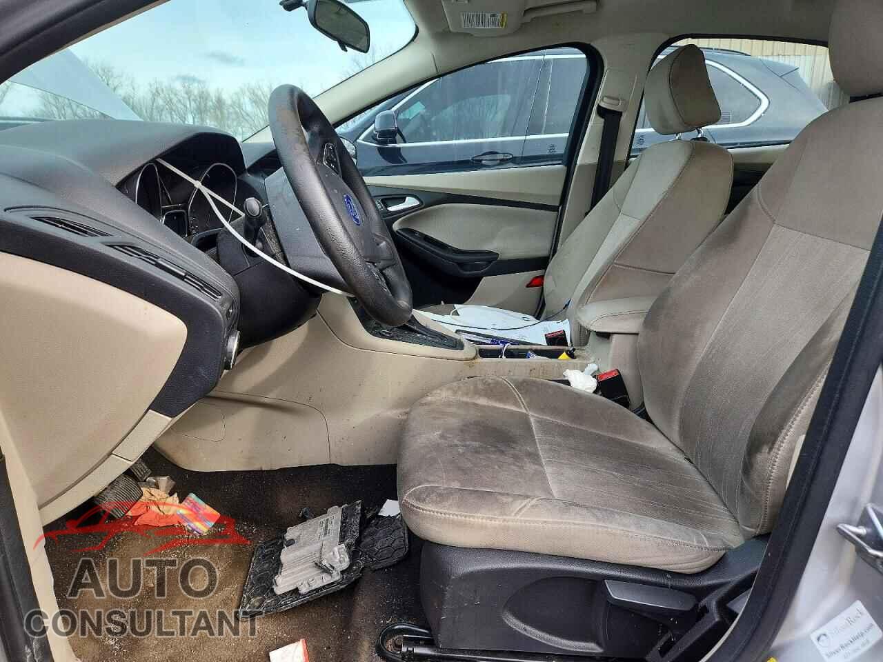 FORD FOCUS 2017 - 1FADP3F21HL312335