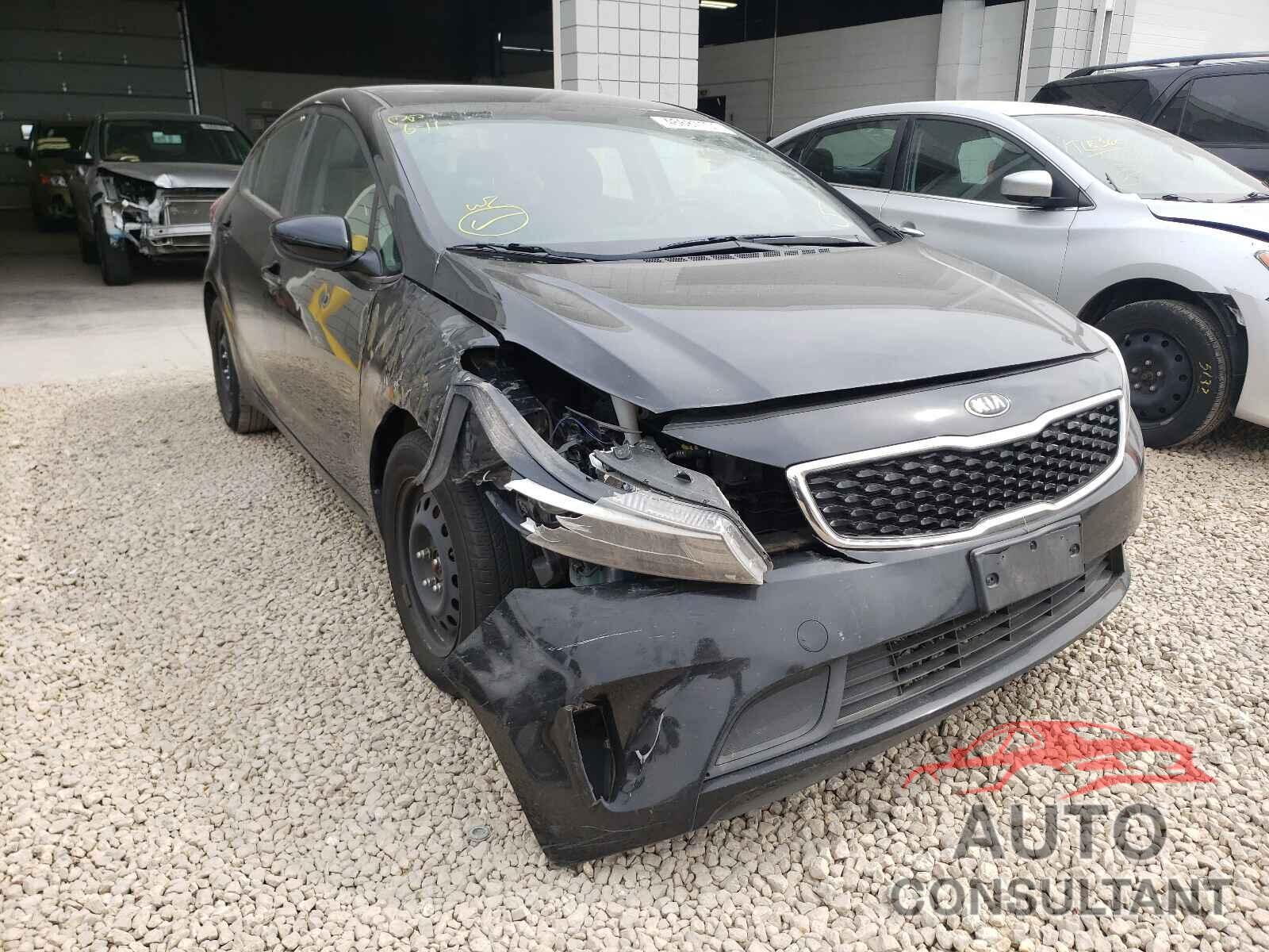 KIA FORTE 2017 - 3KPFL4A79HE152897
