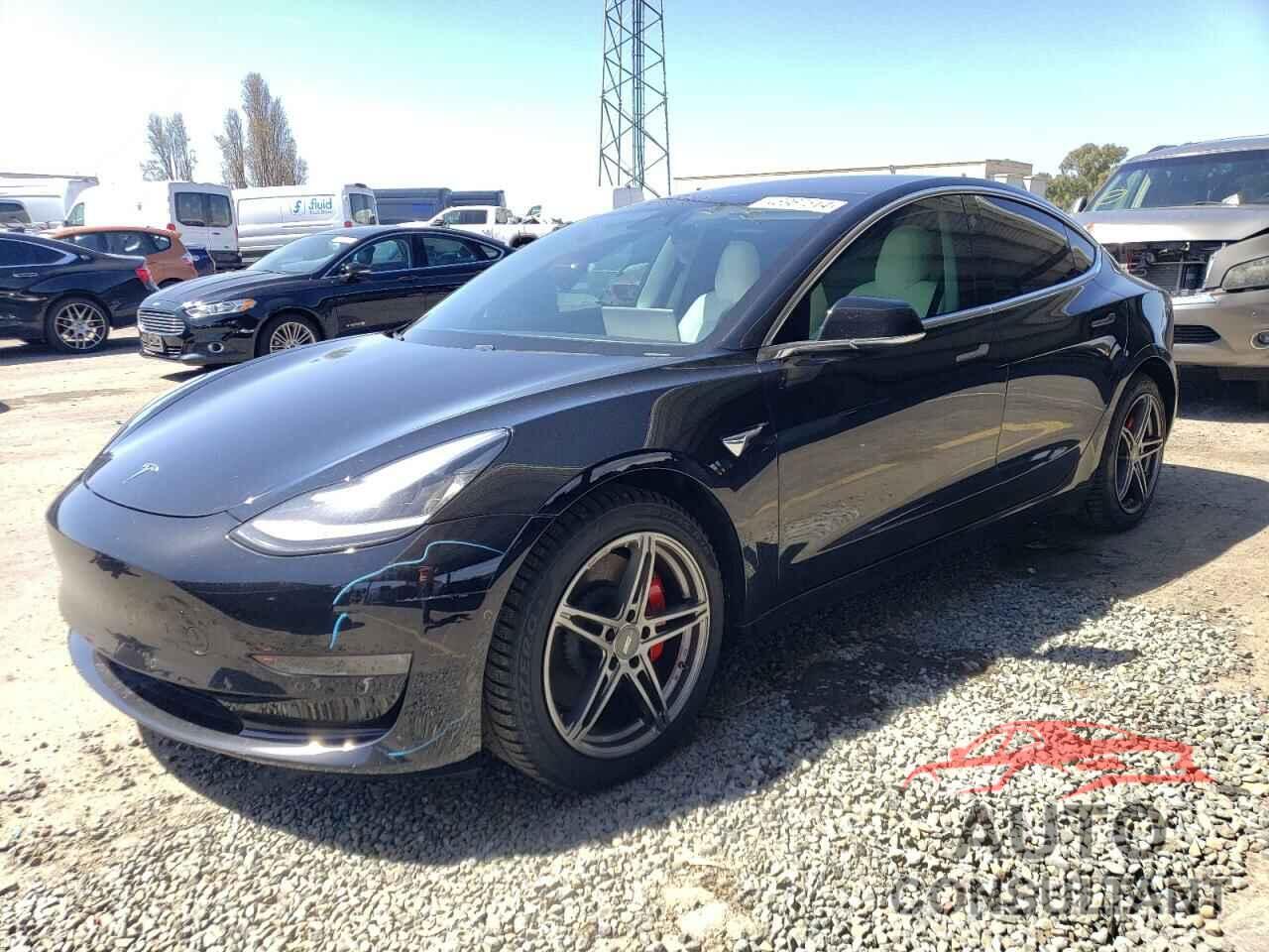 TESLA MODEL 3 2018 - 5YJ3E1EB1JF078725