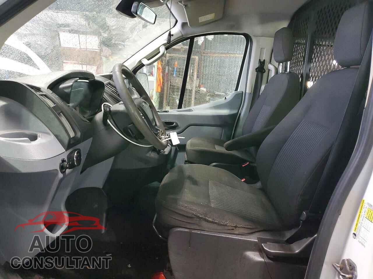 FORD TRANSIT 2017 - 1FTYR1ZM7HKA74665