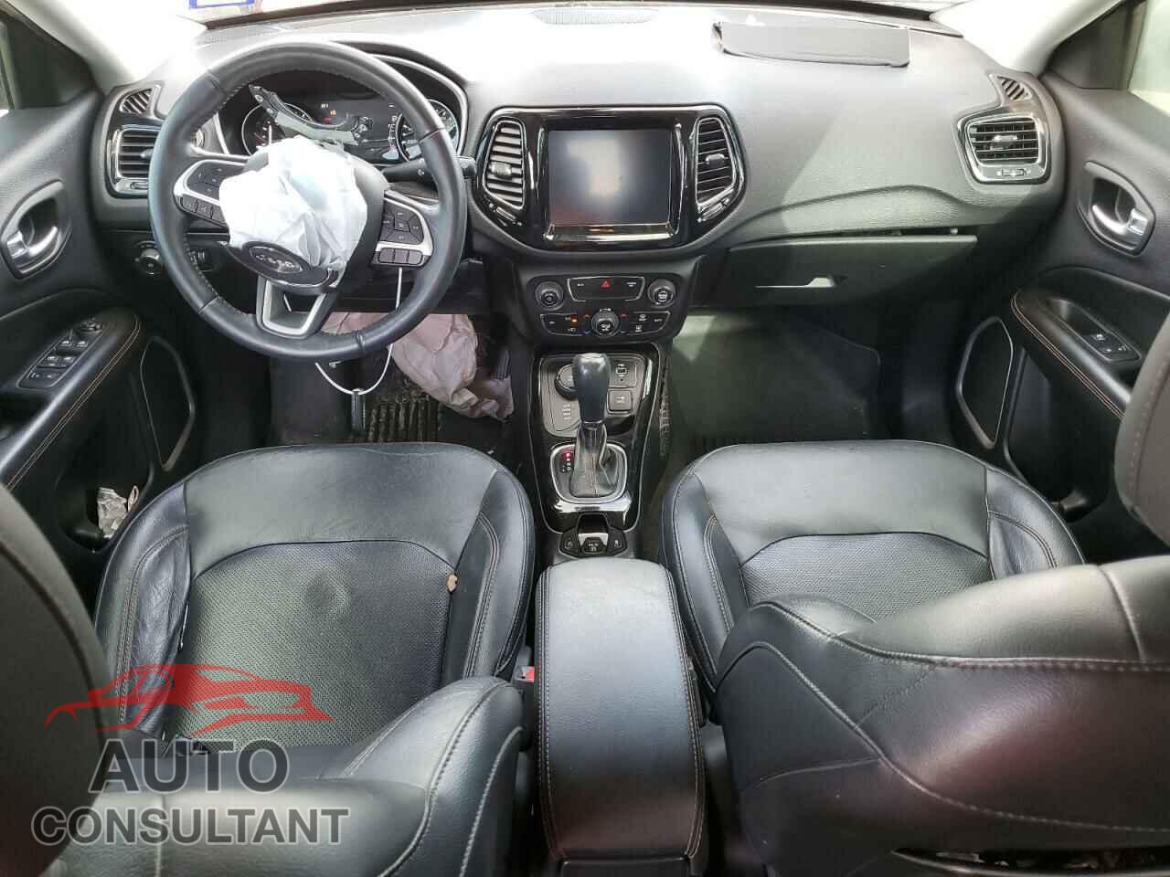 JEEP COMPASS 2018 - 3C4NJDCB0JT207676