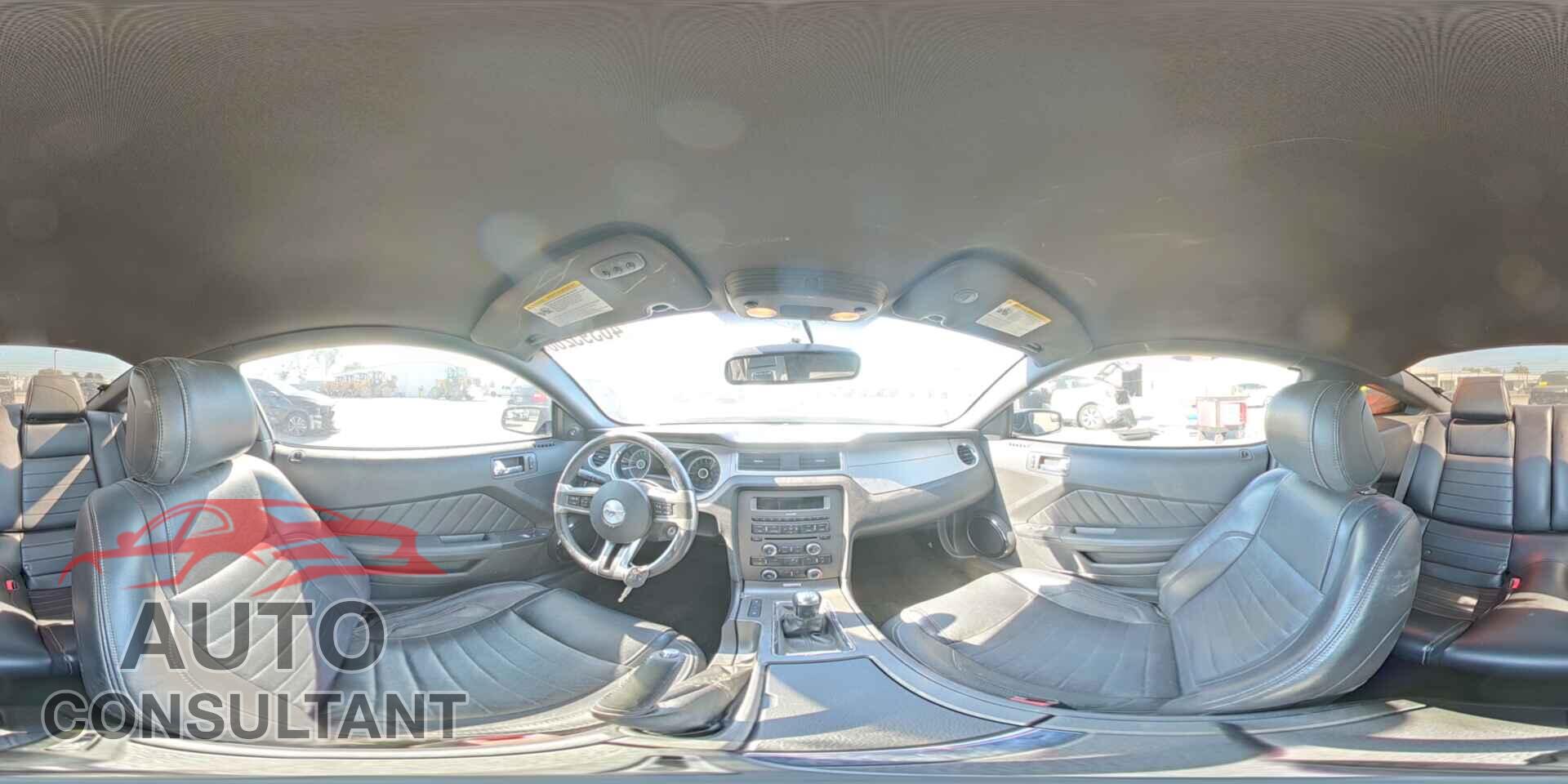 FORD MUSTANG 2013 - 1ZVBP8CF4D5284483