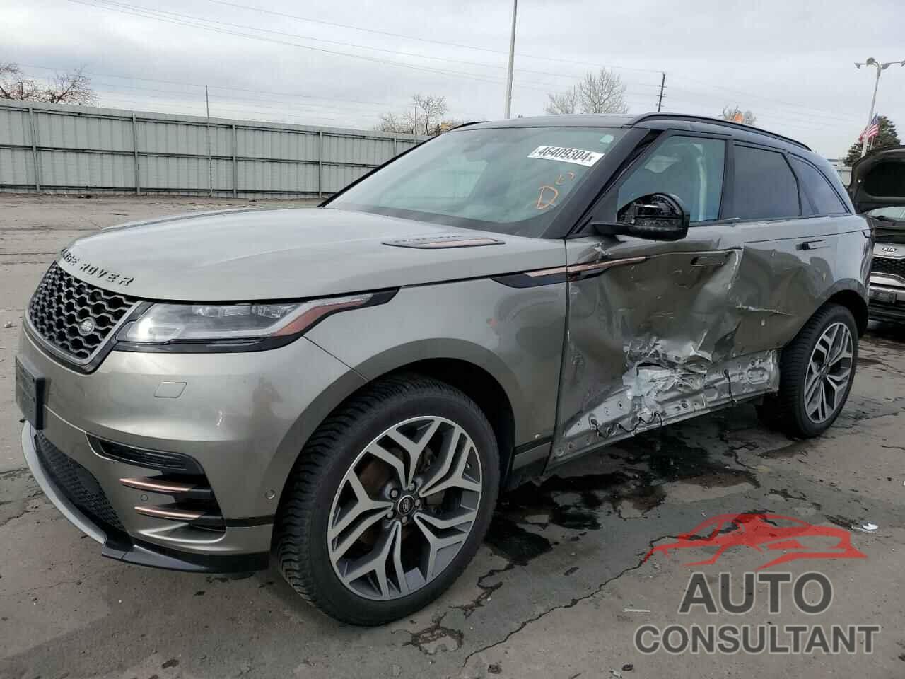 LAND ROVER RANGEROVER 2018 - SALYM2RX4JA750900