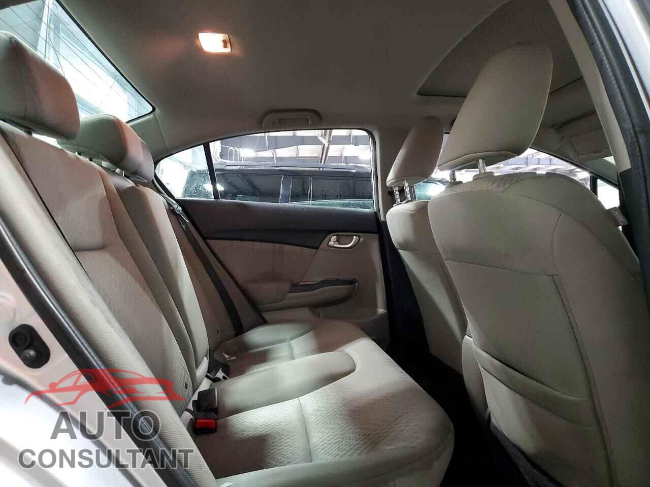 HONDA CIVIC 2014 - 19XFB2F88EE027622