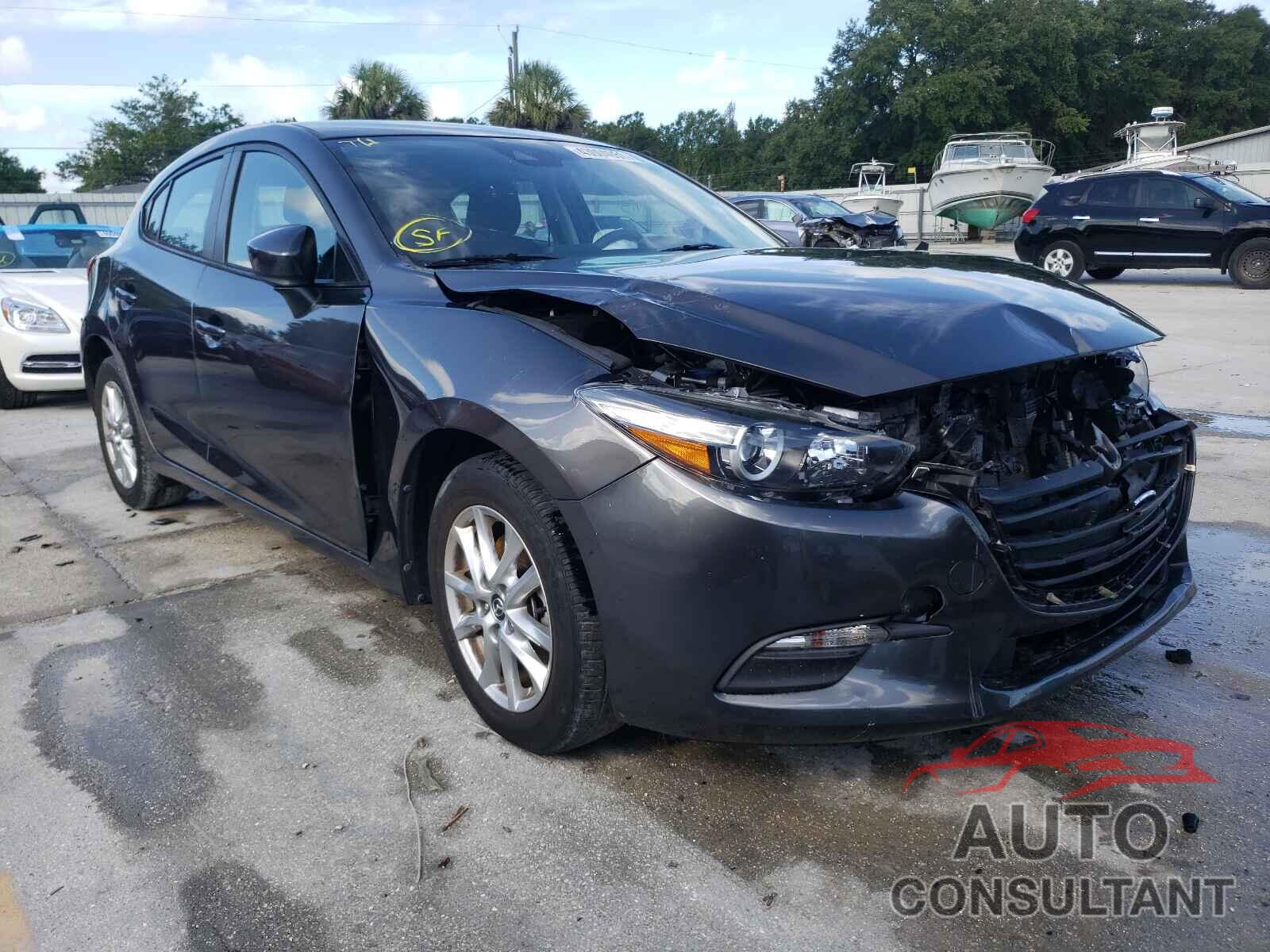 MAZDA 3 2018 - 3MZBN1K70JM187052