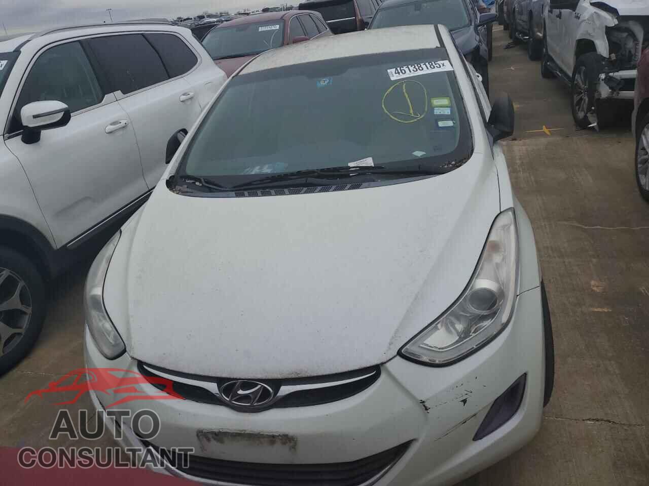 HYUNDAI ELANTRA 2013 - 5NPDH4AE4DH181348