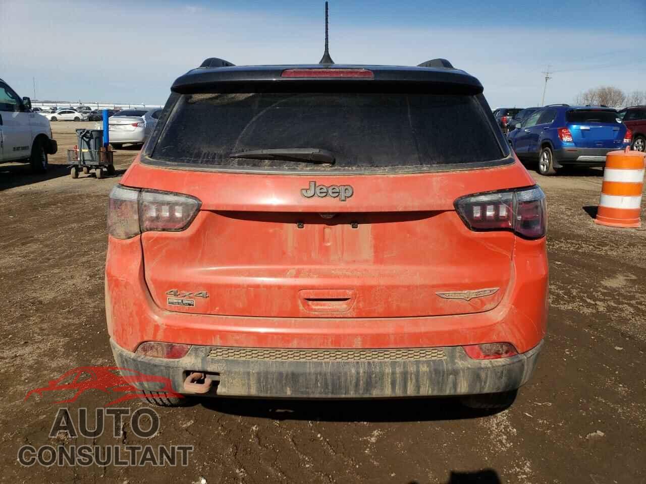 JEEP COMPASS 2018 - 3C4NJDDB5JT419326