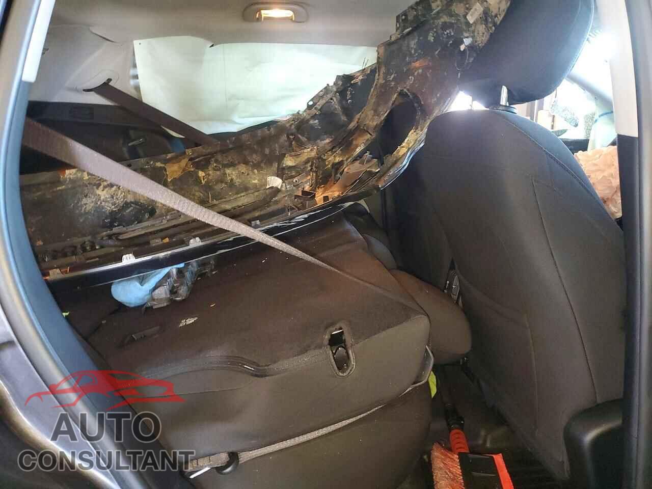 JEEP COMPASS 2022 - 3C4NJDAB4NT101045