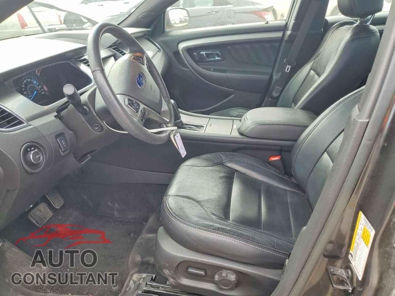 FORD TAURUS 2017 - 1FAHP2E81HG112839