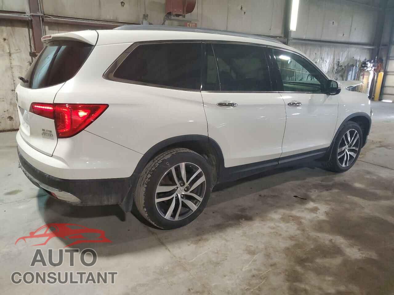 HONDA PILOT 2016 - 5FNYF6H06GB071661