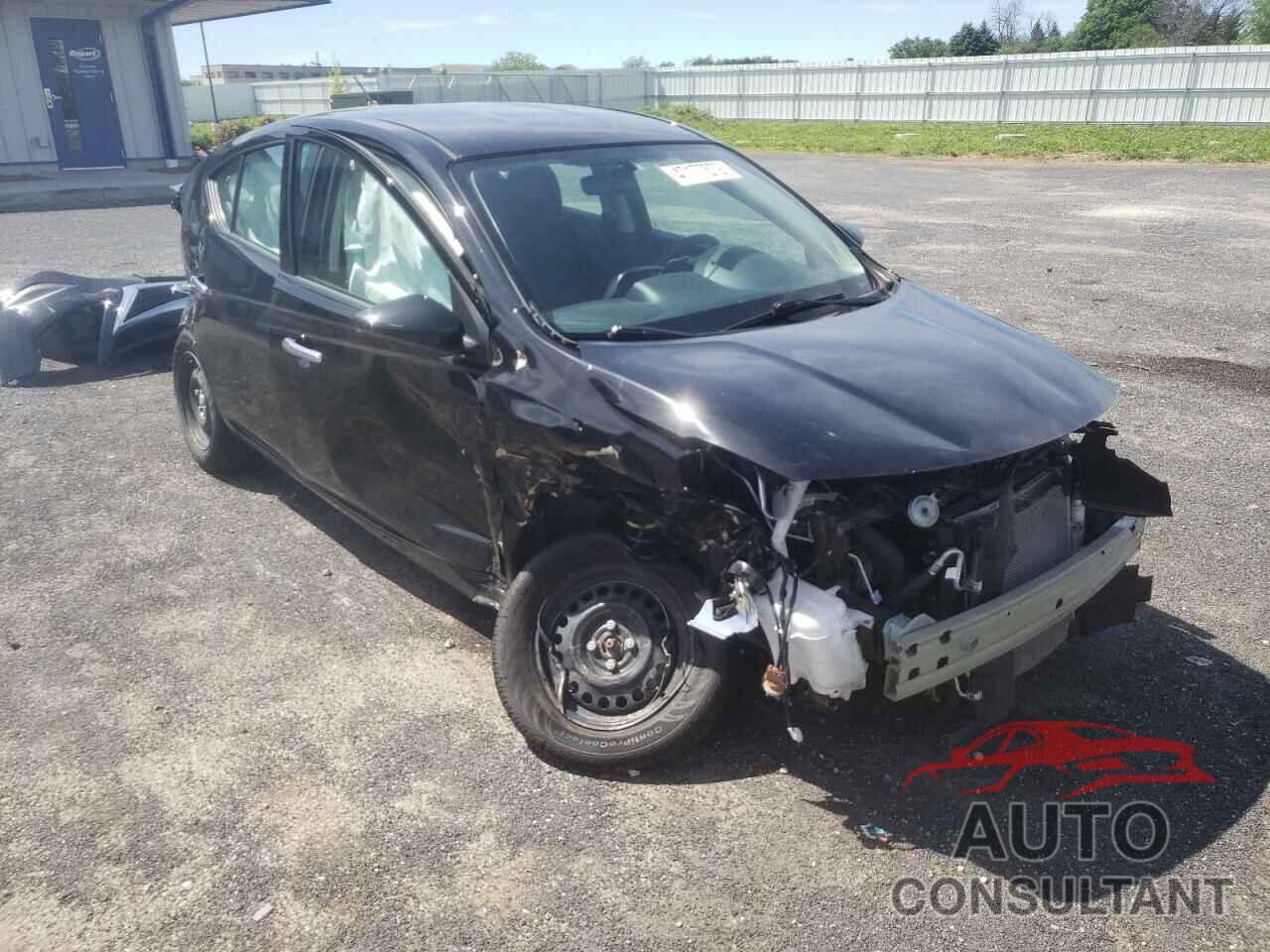 NISSAN VERSA 2018 - 3N1CN7AP1JL819822