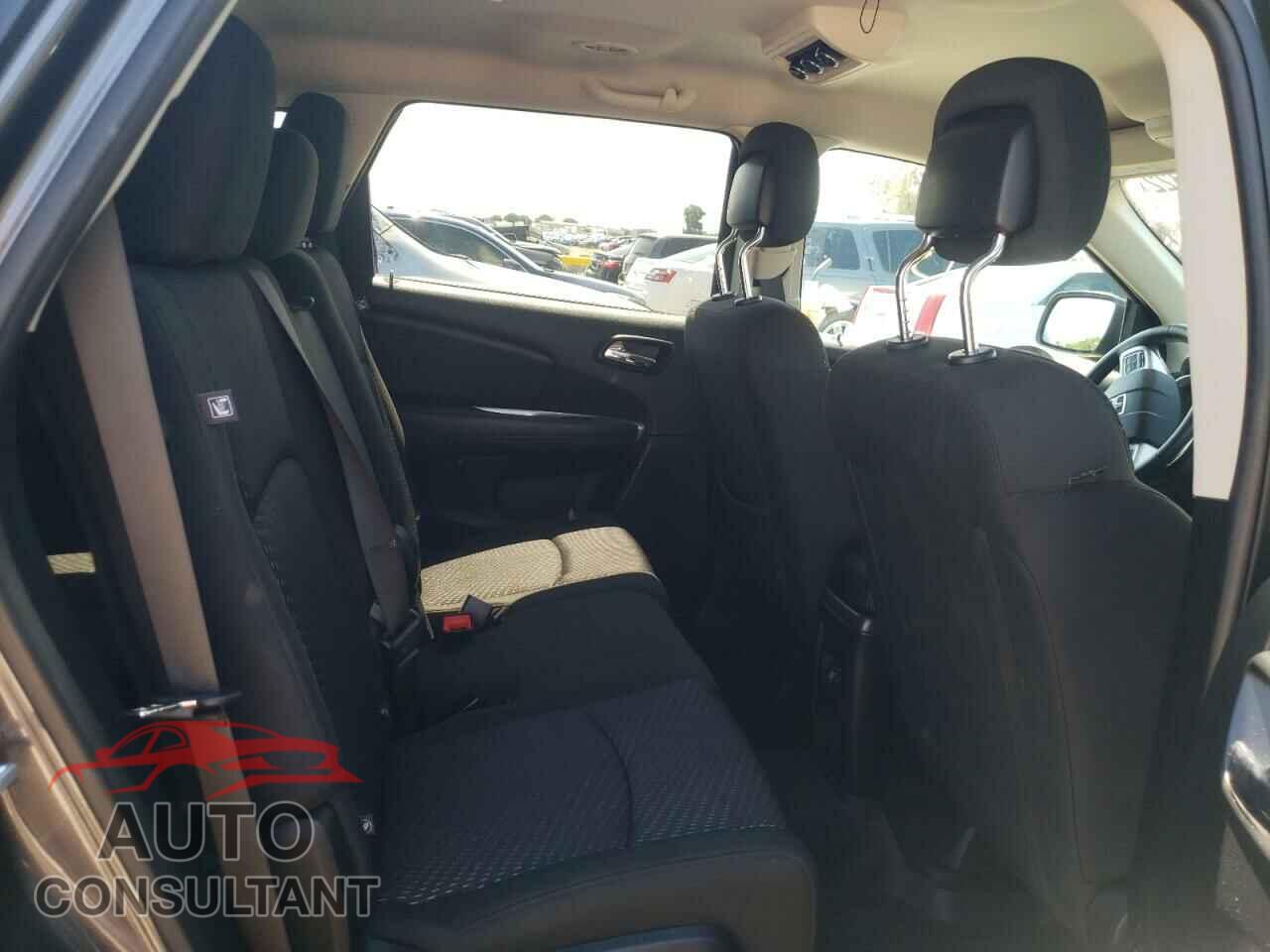 DODGE JOURNEY 2019 - 3C4PDCBB7KT866724