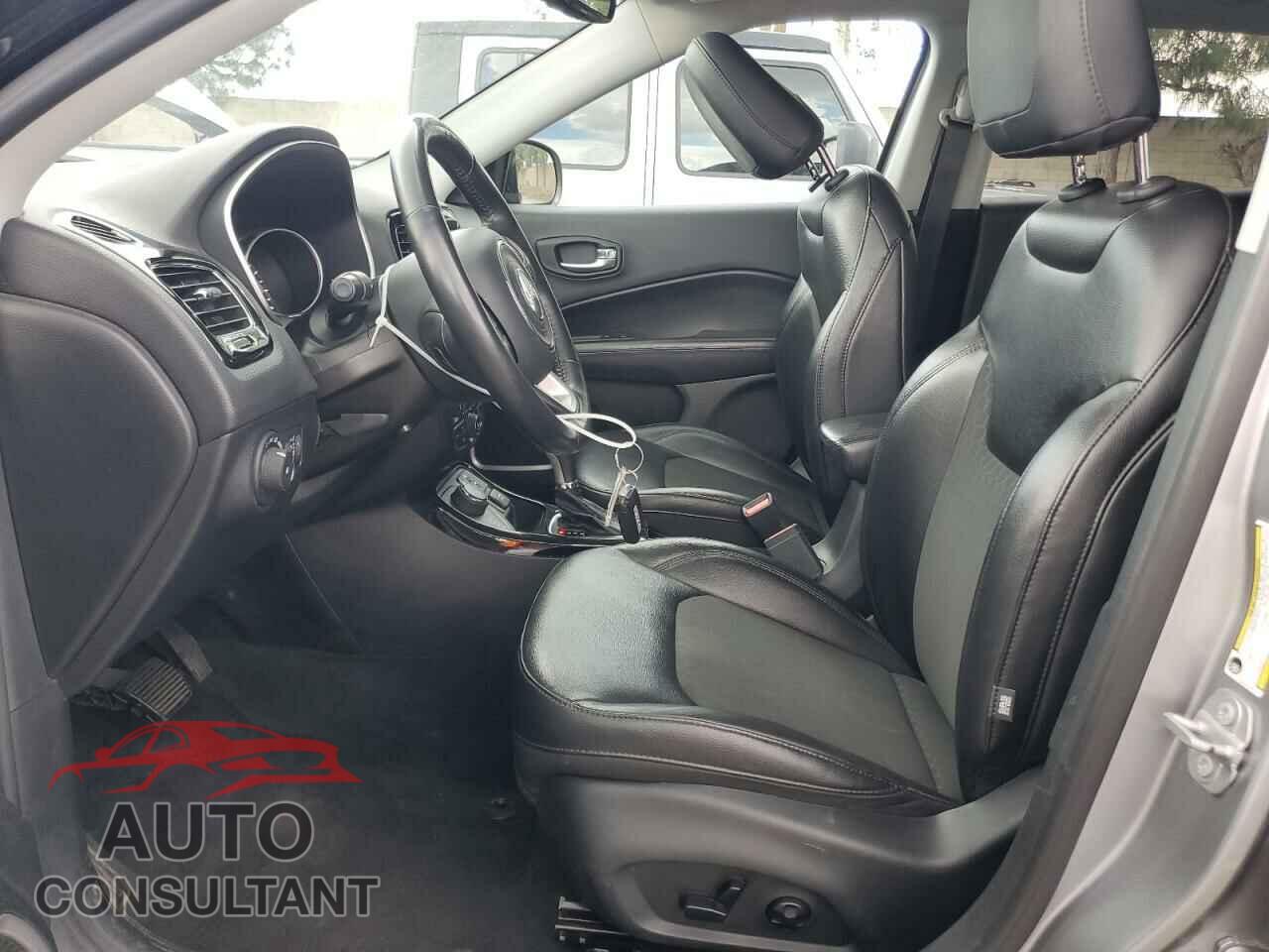 JEEP COMPASS 2018 - 3C4NJDBBXJT433886