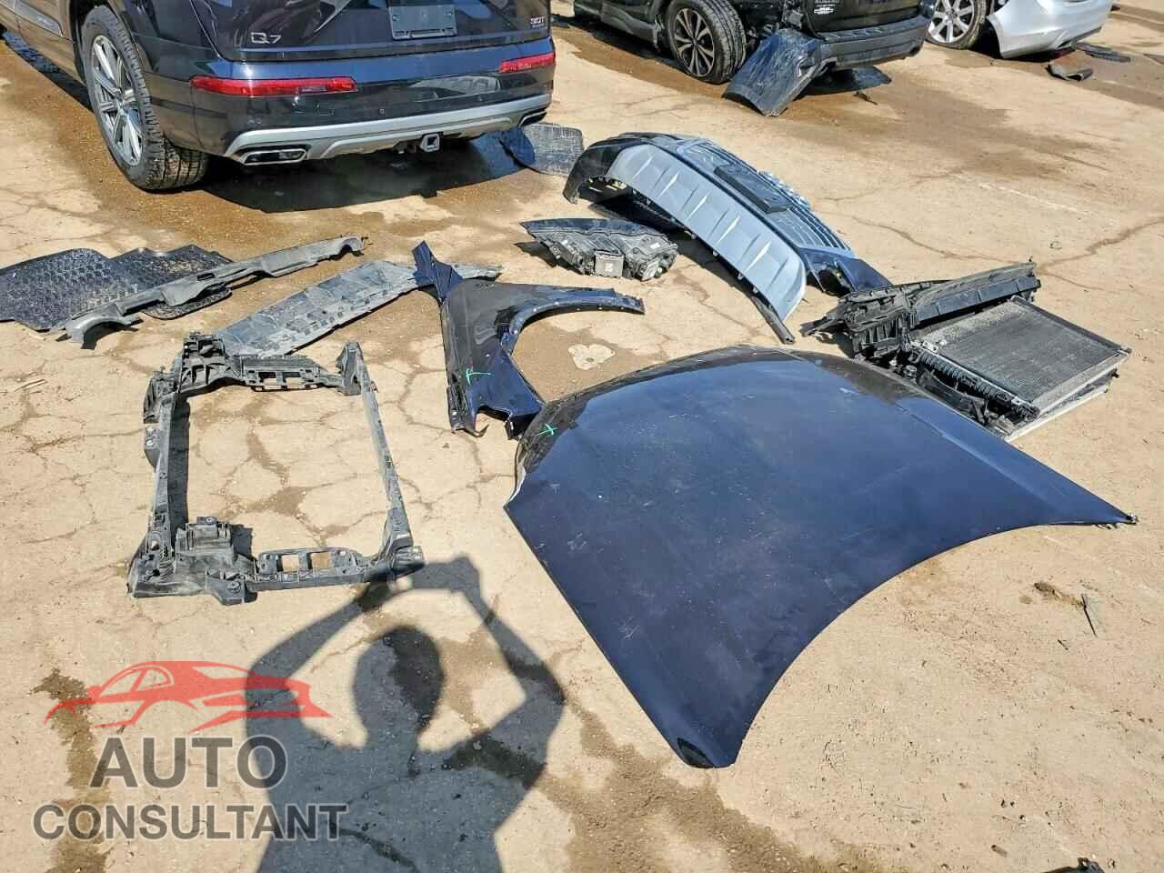 AUDI Q7 2018 - WA1LAAF78JD039265