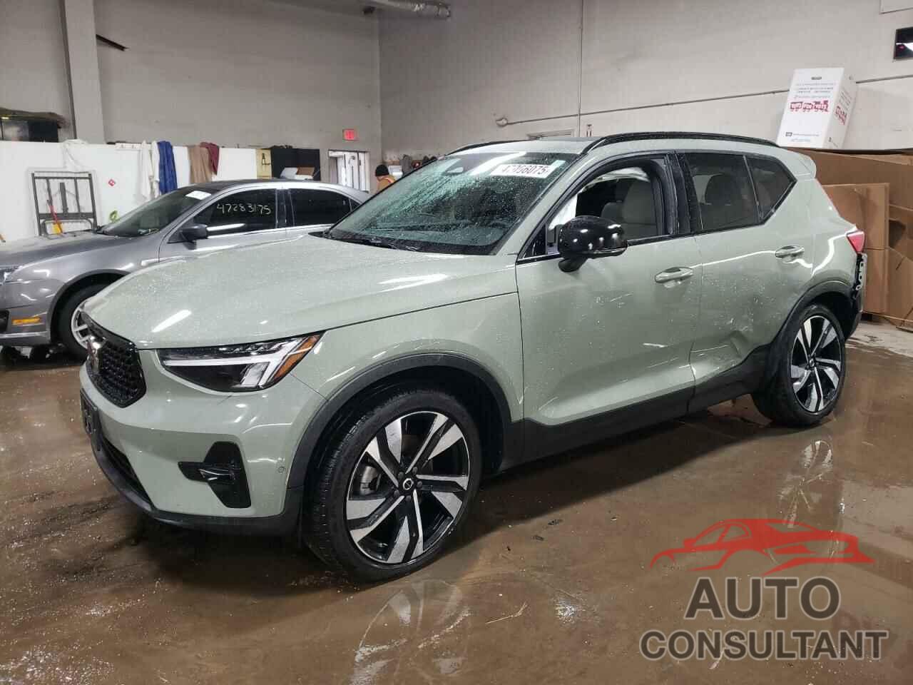 VOLVO XC40 ULTIM 2023 - YV4L12UX9P2068547