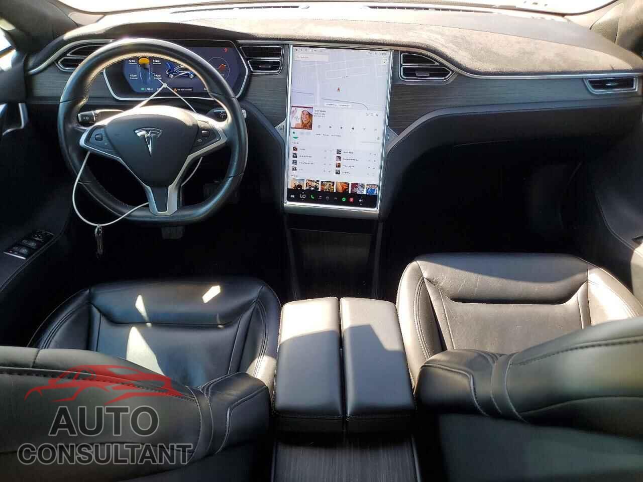 TESLA MODEL S 2015 - 5YJSA1V23FF097453
