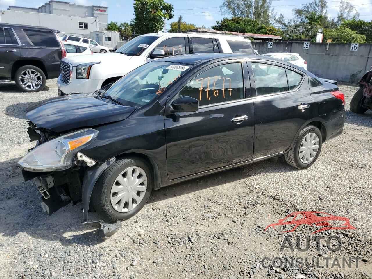 NISSAN VERSA 2018 - 3N1CN7AP0JL802588