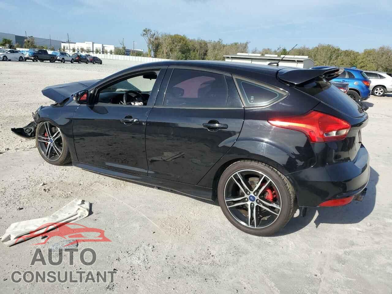FORD FOCUS 2016 - 1FADP3L9XGL211004