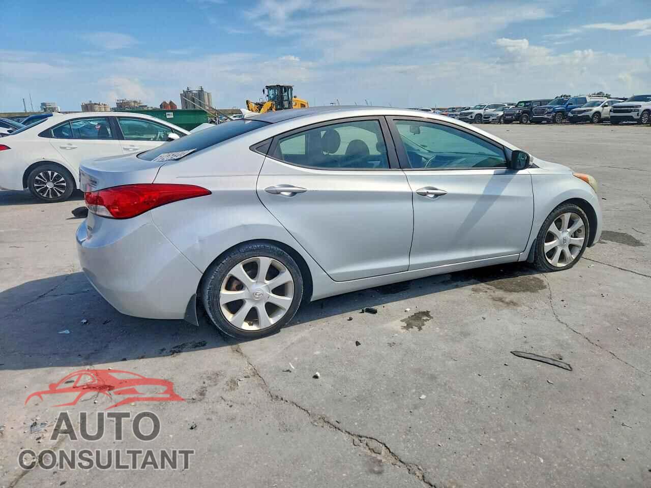 HYUNDAI ELANTRA 2013 - 5NPDH4AE0DH402184