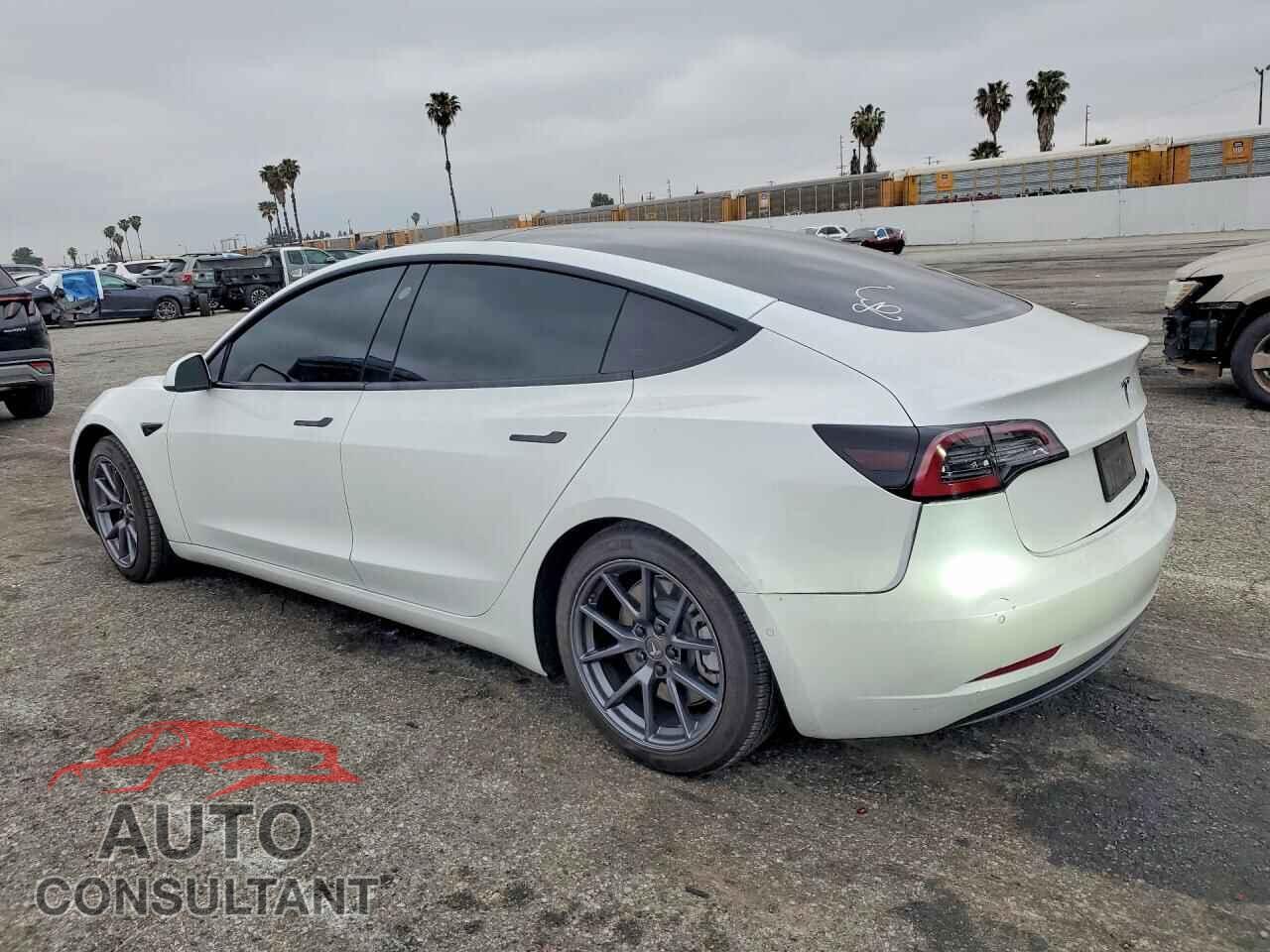 TESLA MODEL 3 2022 - 5YJ3E1EA8NF112074