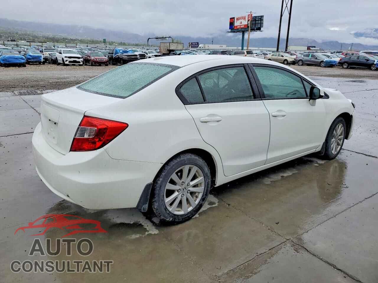 HONDA CIVIC 2012 - 2HGFB2F96CH552030