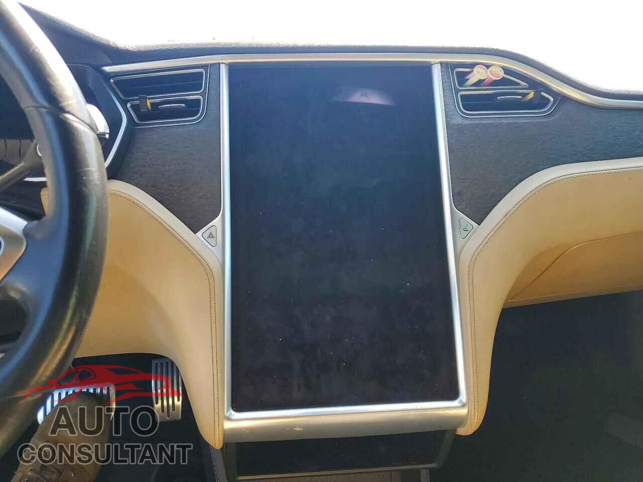 TESLA MODEL S 2014 - 5YJSA1H17EFP40274