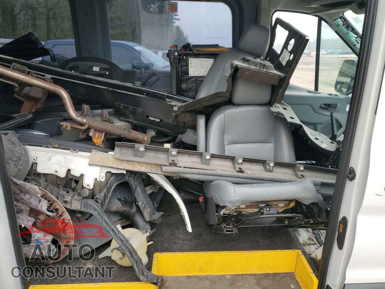 FORD TRANSIT 2018 - 1FTYE2CM4JKB06584