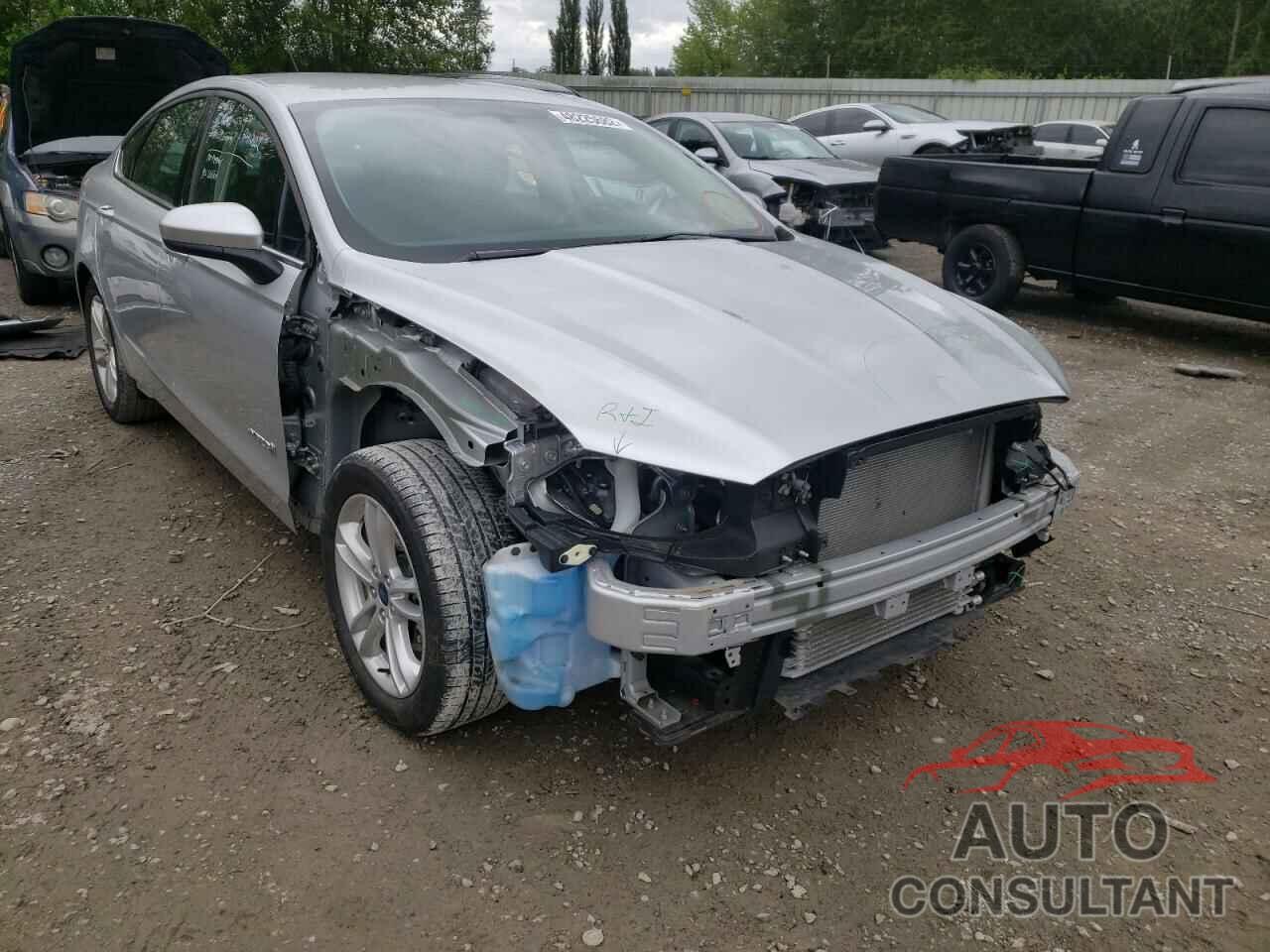 FORD FUSION 2018 - 3FA6P0LU8JR246595