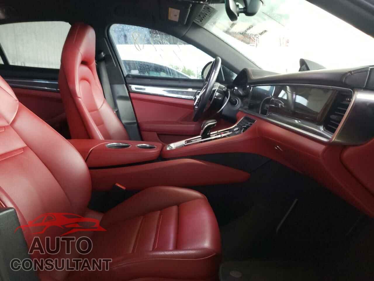 PORSCHE PANAMERA 2018 - WP0AA2A77JL100363