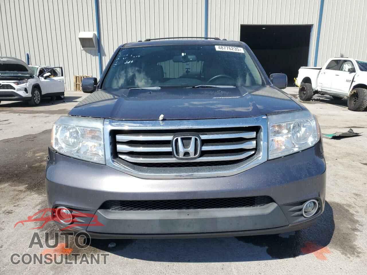 HONDA PILOT 2015 - 5FNYF4H50FB035821