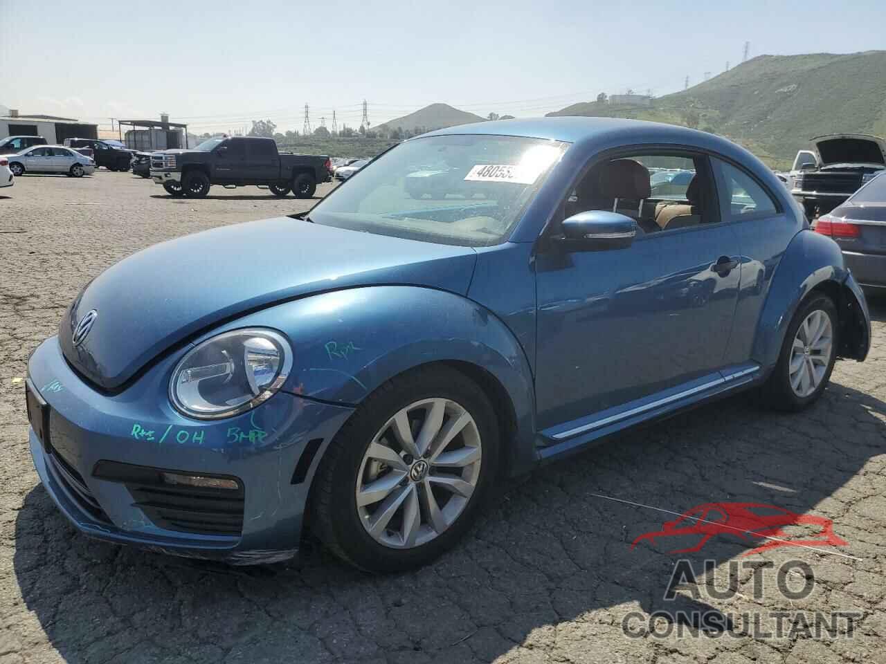 VOLKSWAGEN BEETLE 2017 - 3VWF17AT9HM624281