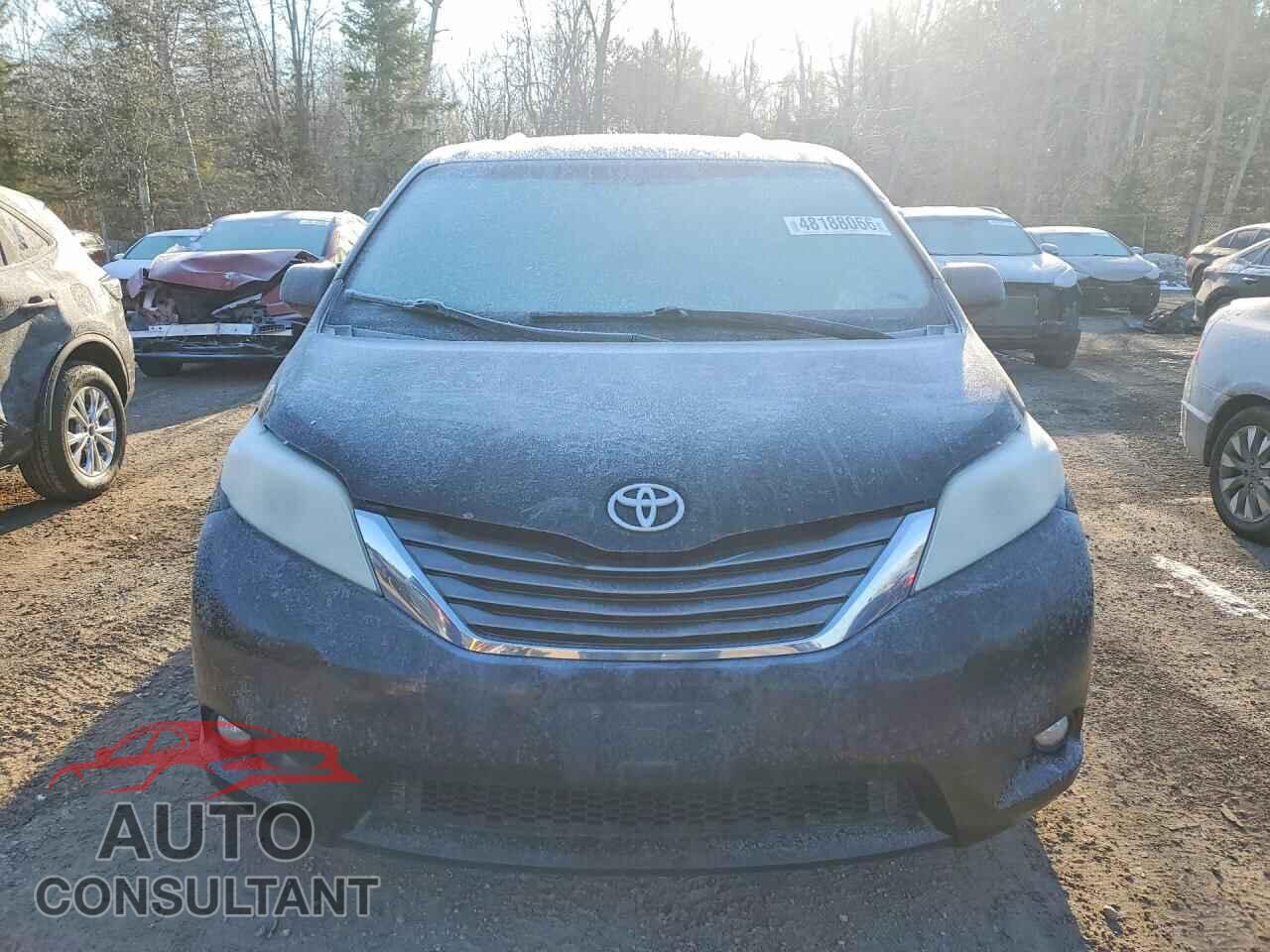 TOYOTA SIENNA 2011 - 5TDYK3DC7BS173713