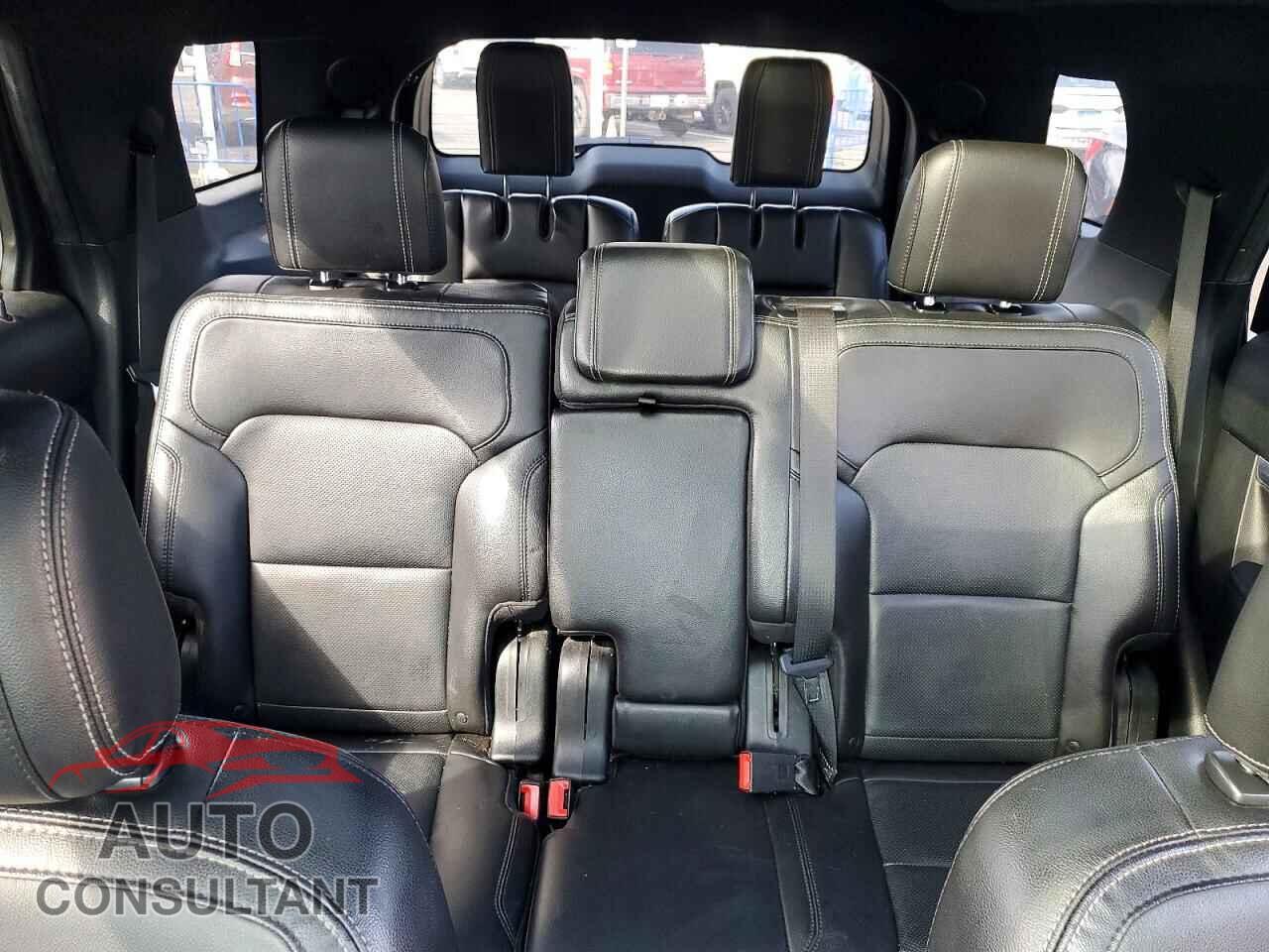 FORD EXPLORER 2018 - 1FM5K8FH5JGB50329