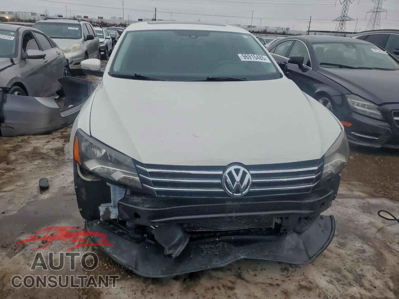 VOLKSWAGEN PASSAT 2013 - 1VWBP7A36DC123714