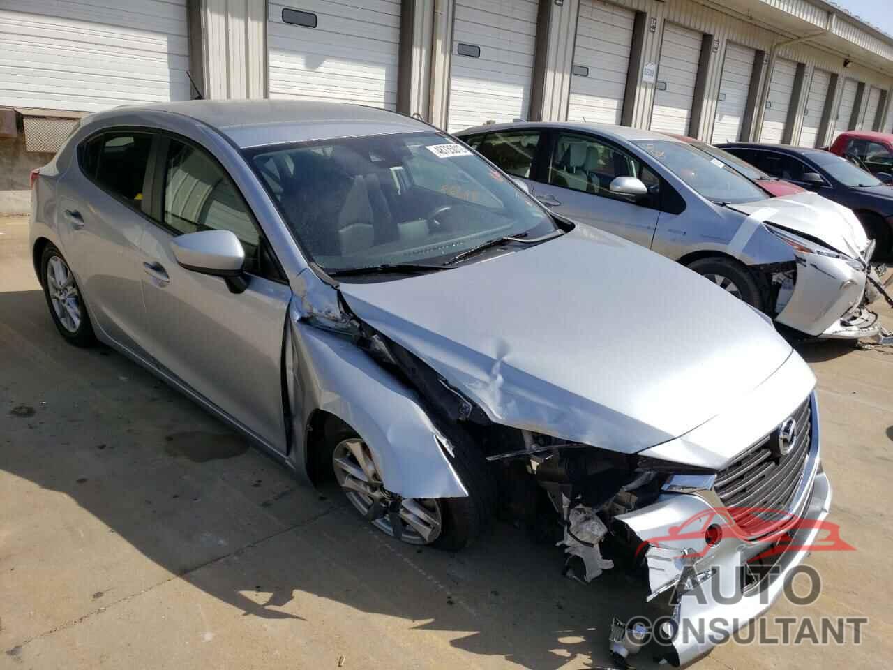 MAZDA 3 2018 - 3MZBN1K7XJM219103