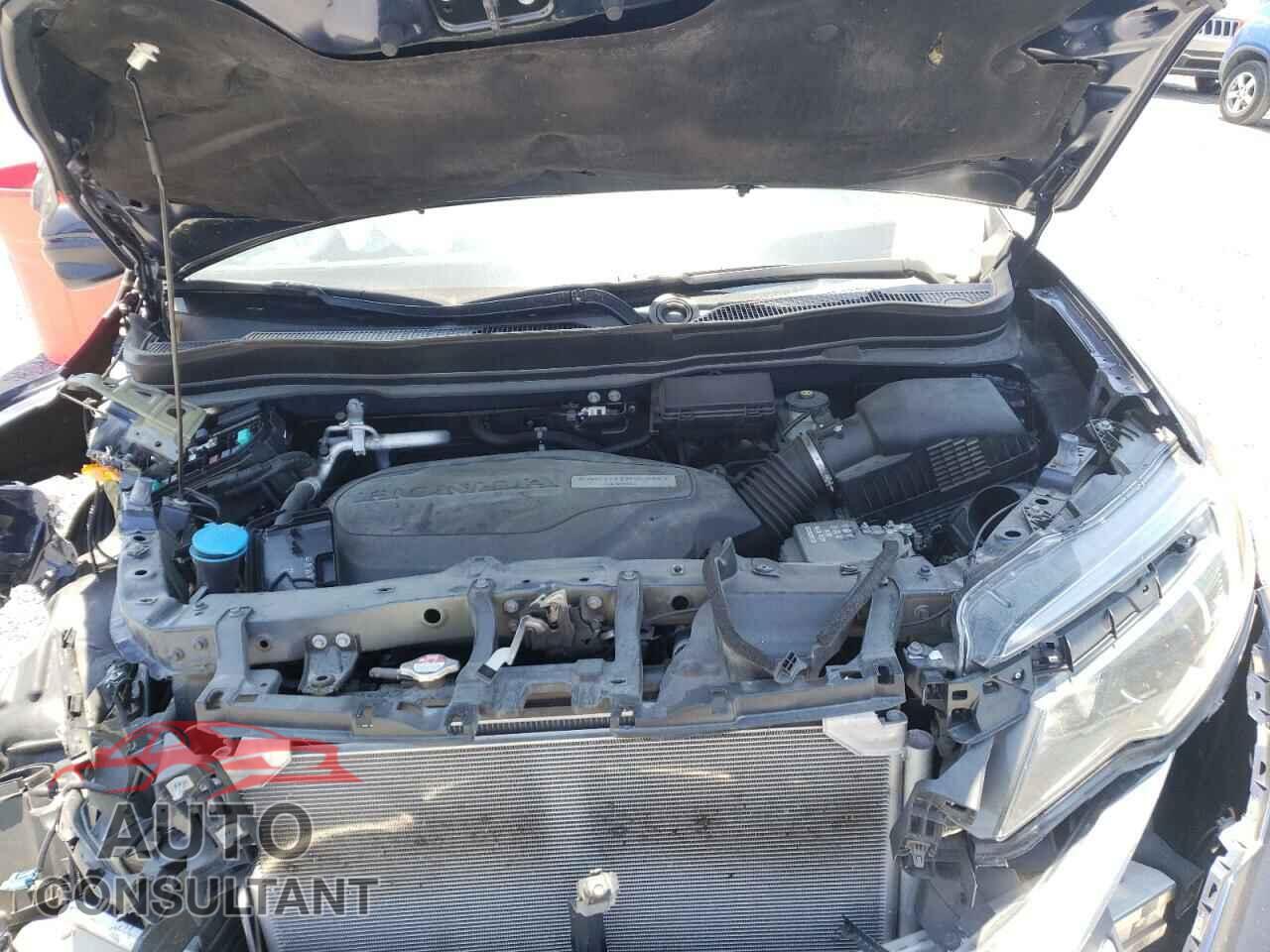 HONDA PILOT 2017 - 5FNYF6H5XHB053516