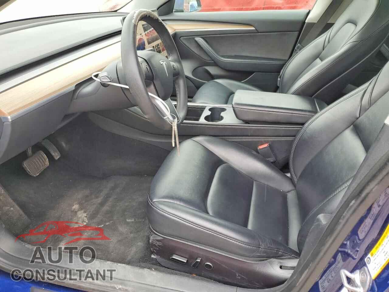 TESLA MODEL 3 2023 - 5YJ3E1EA0PF451561