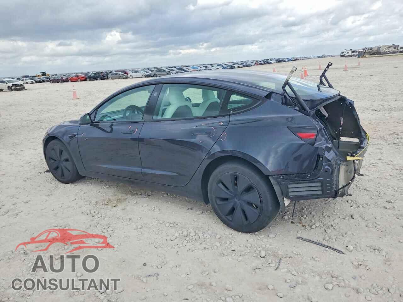 TESLA MODEL 3 2024 - 5YJ3E1EB7RF808553