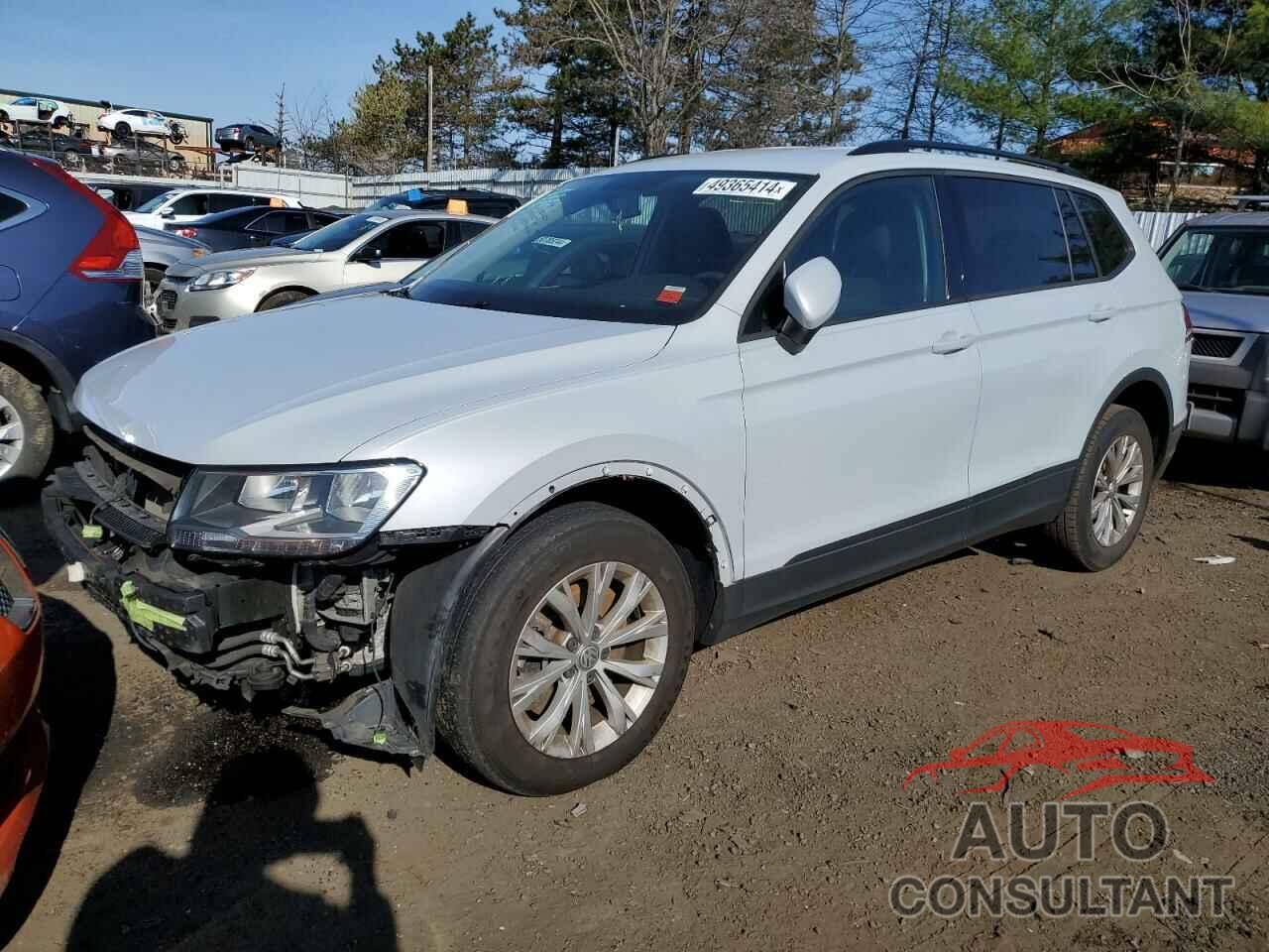 VOLKSWAGEN TIGUAN 2019 - 3VV0B7AX8KM045641