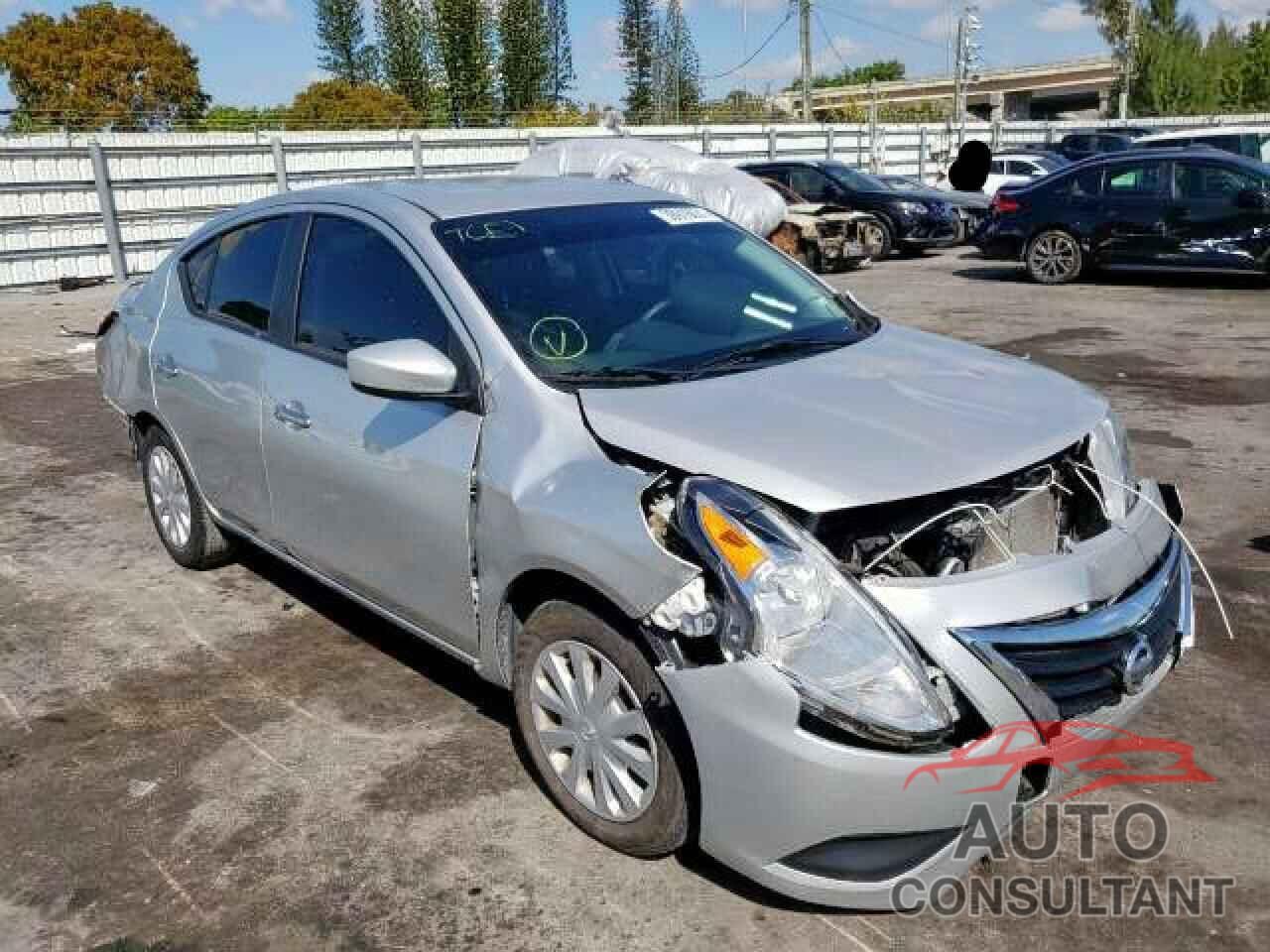 NISSAN VERSA 2019 - 3N1CN7APXKL862461