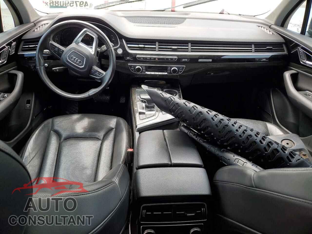 AUDI Q7 2017 - WA1VAAF71HD001105