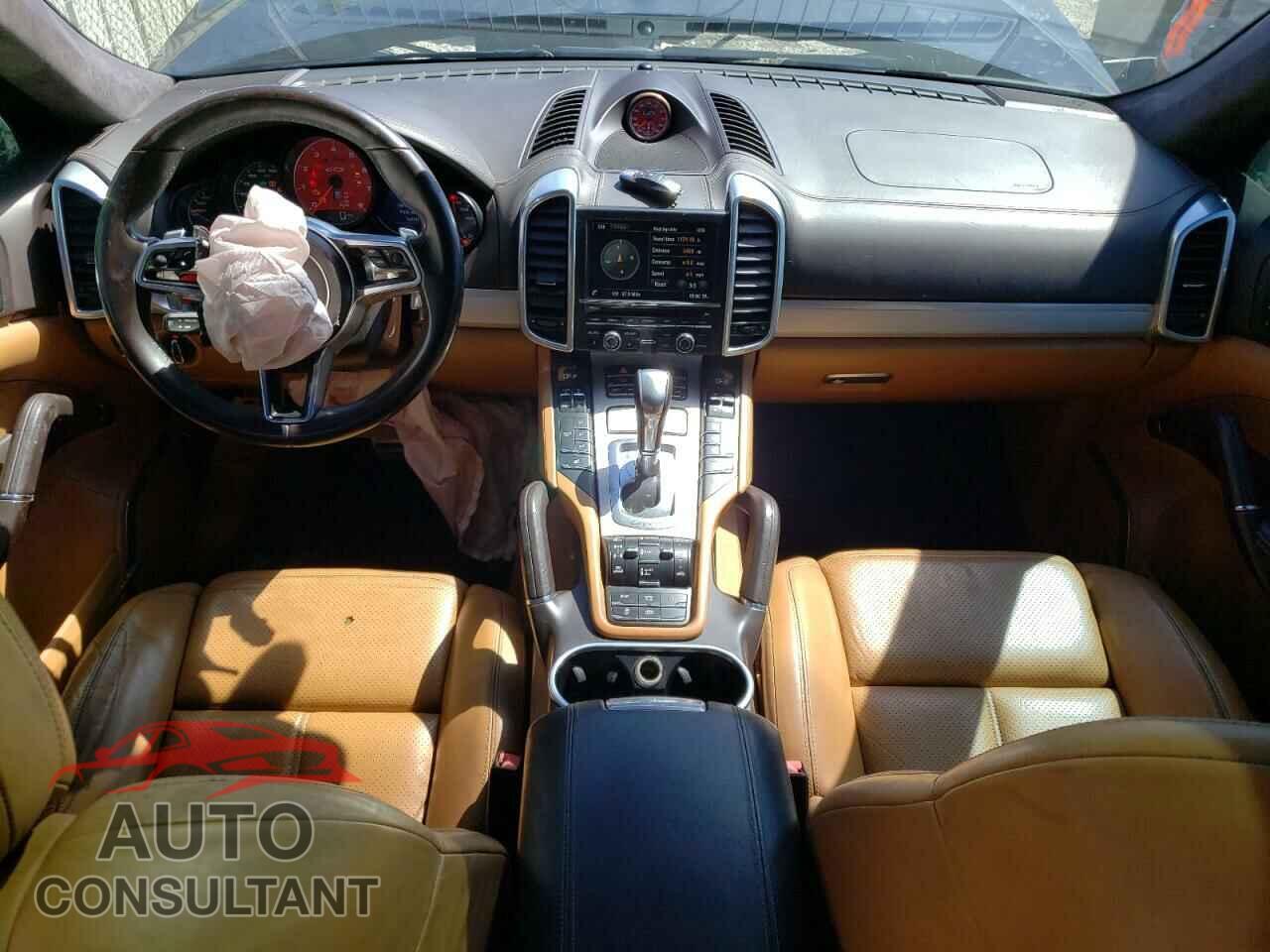 PORSCHE CAYENNE 2016 - WP1AD2A20GLA77642