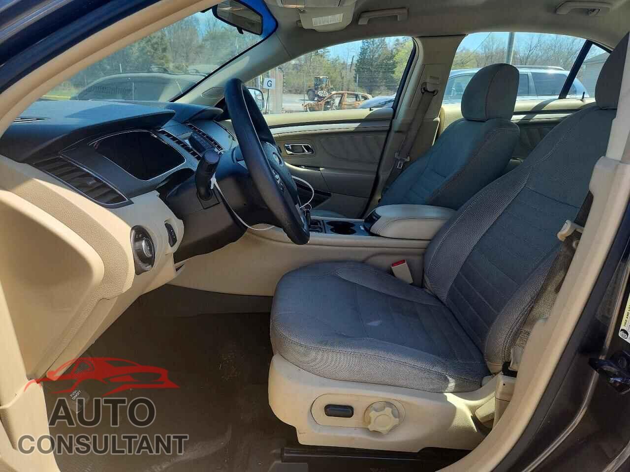 FORD TAURUS 2017 - 1FAHP2D89HG105851