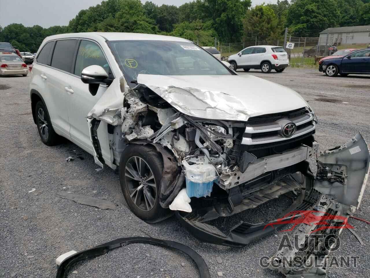 TOYOTA HIGHLANDER 2018 - 5TDBZRFH4JS801187