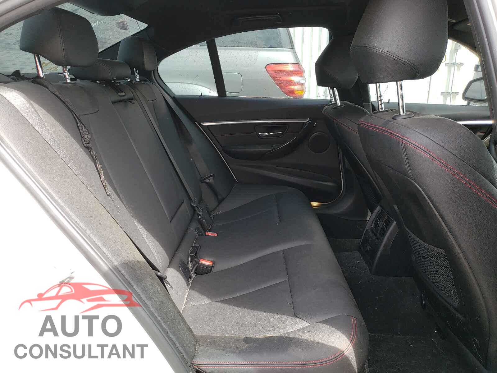 BMW 3 SERIES 2016 - WBA8E9G5XGNU29005